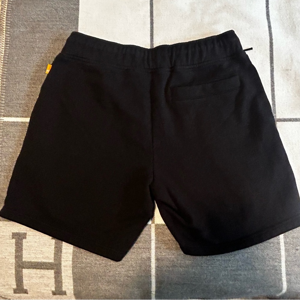 EUC $48 Timberland Men’s Shorts - Size M - Black - Picture 9 of 10